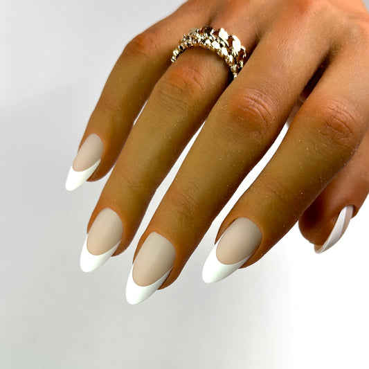 Medium Almond - French