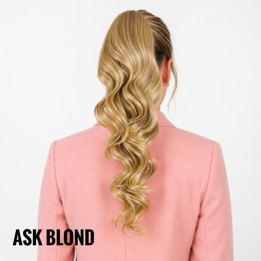 Ponytail - Short Curly Carla