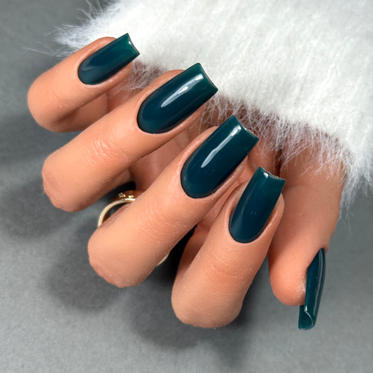 Sensi Lac - Lowkey Luxe